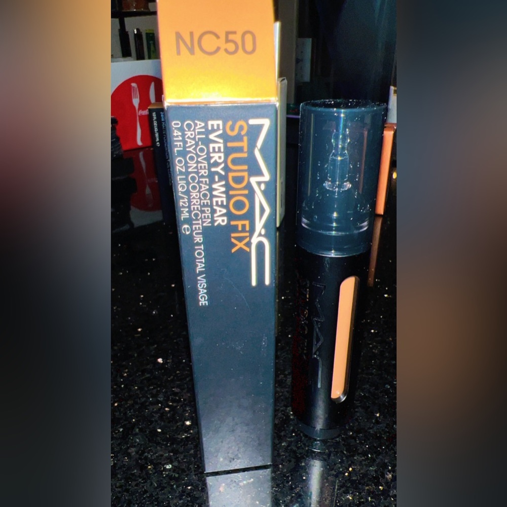 New MAC Face Pen